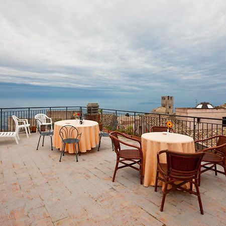 Hotel Moderno Erice Kültér fotó